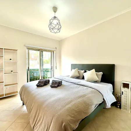 Apartament Ma - With Pool