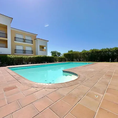 Ma - With Pool * Alcantarilha